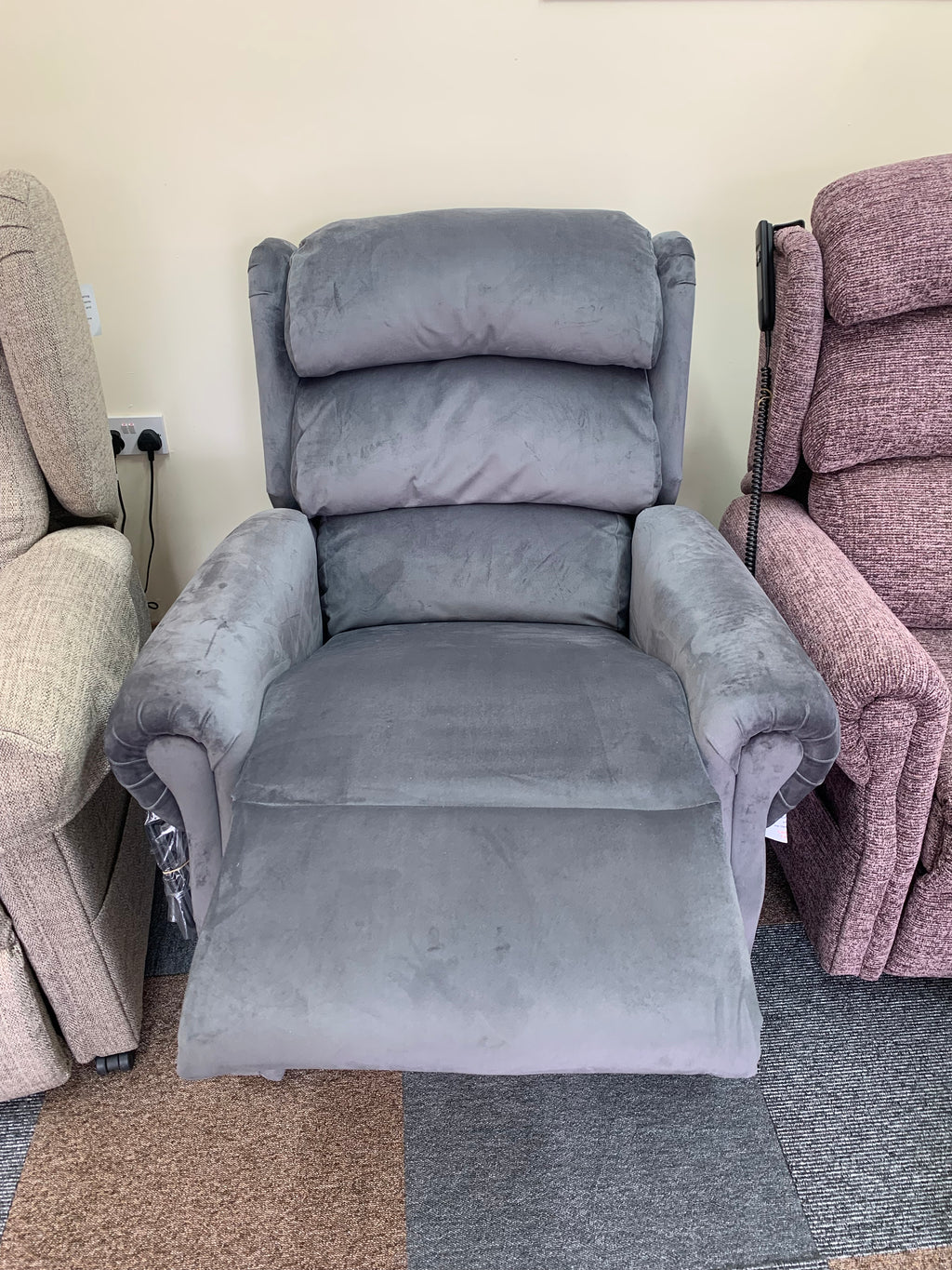 Dreams Rise and Recline Chair - Single Motor