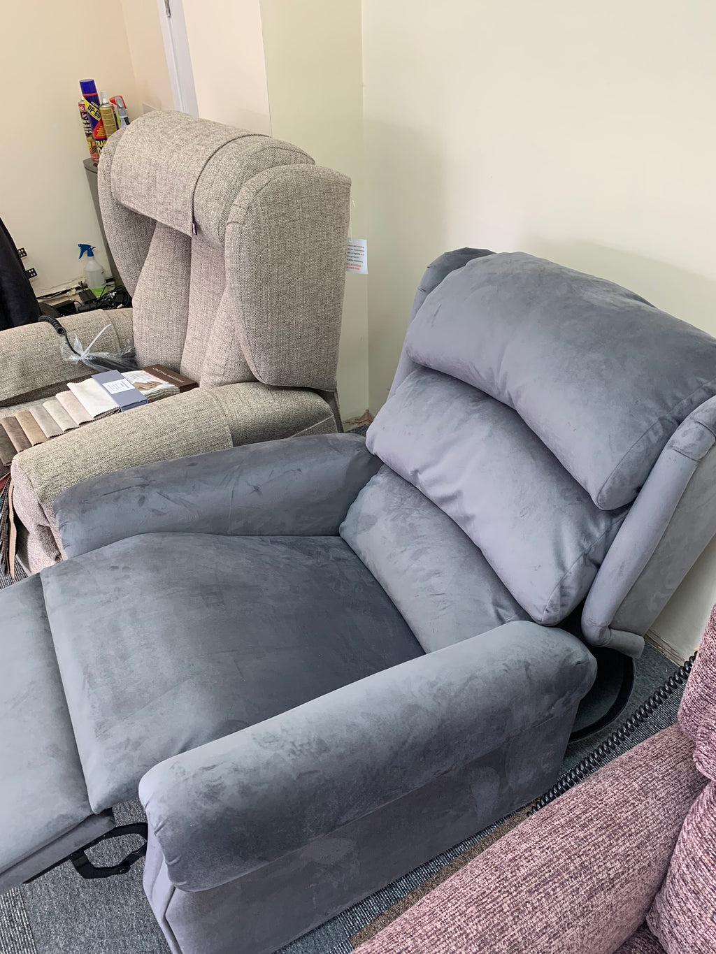 Dreams Rise and Recline Chair - Single Motor